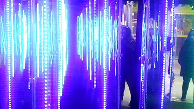 Зеркальная комната