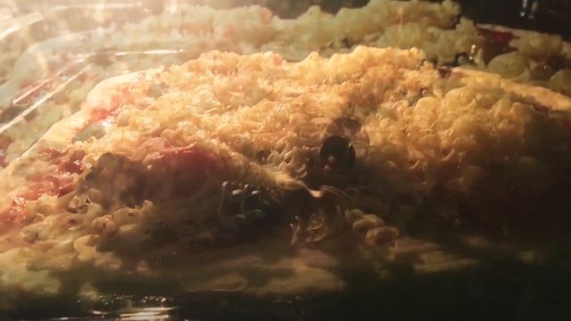 Пробуем готовить пиццу! смотреть онлайн