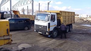 Маз 5516? Чистый Четверг в Кабине Самосвала?Новые Ламбрекены?
