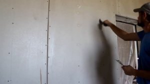 Как заделать заводские швы и стыки на гипсокартоне бумажной лентой и шпаклевкой