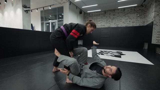 Атаки из Де ла Рива гарда / De la Riva guard / 187 BJJ