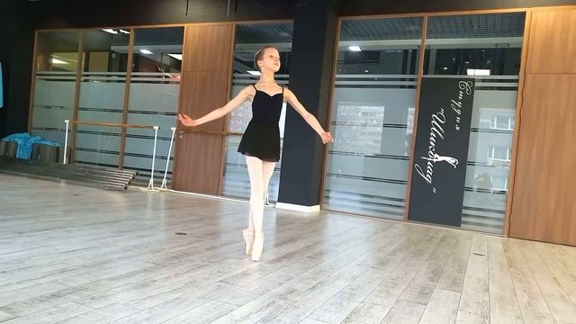 МГХУ им. Л.М. Лавровского. 3 класс. Бубнова Дарья. Вариация "Фея нежности". смотреть онлайн