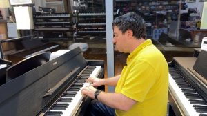 Confronto pianorti digitali Yamaha Arius YDP165 e YDPS55. Scopriamo insieme le differenze.