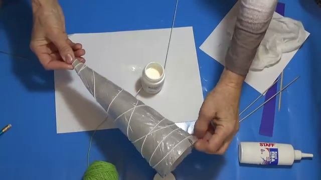 Елка из ниток своими руками-новогодняя игрушка