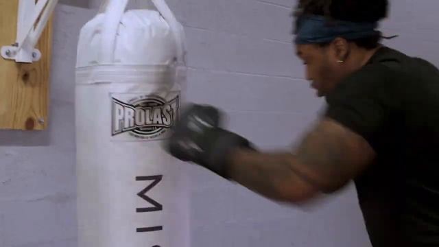 Ударный массажёр Dykemann Muskeltraining M-50 смотреть онлайн