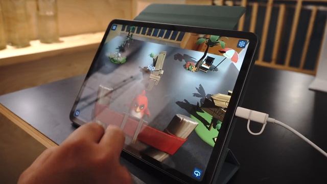 Apple iPad Pro 2020 Review in English and Unboxing after long term usage!
