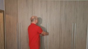 Распашной встроенный шкаф 6 дверей