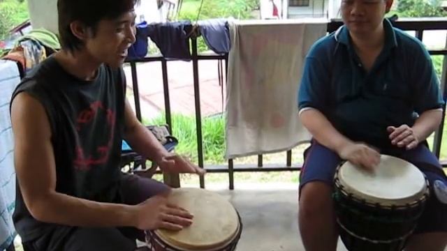 Capoeira beat on Djembe смотреть онлайн