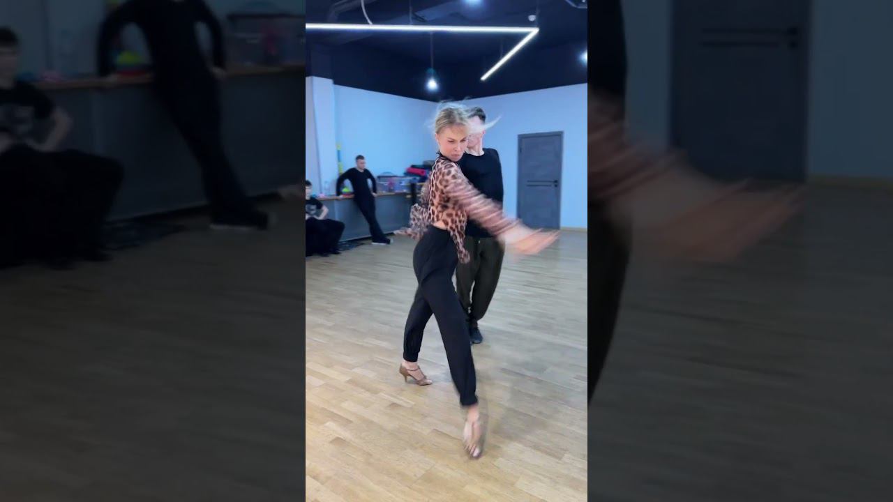 Максим и Александра❤️Роман и Анастасия #бальныетанцы #танцымосква #школатанцевмосква