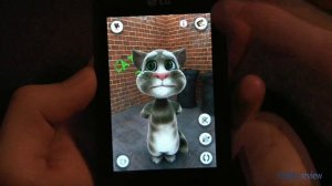 Игра "Talking Tom" на смартфоне LG Optimus One