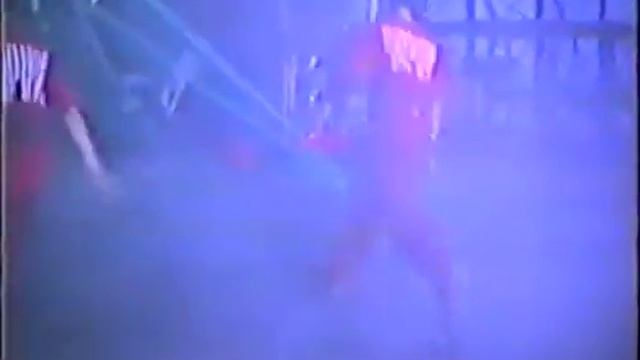 Da Boogie Crew Танцуют у Дельфина под песню Дилер 1998 смотреть онлайн