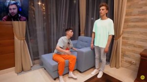 Купили РОБОТА А4 ! *ВЛАД А4 вернулся* | Реакция