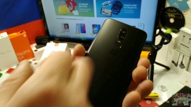 Oneplus 6 распаковка. Это самый быстрый смартфон в мире! ✔️