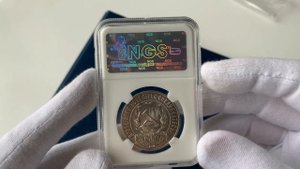 Серебряный рубль 1921 РСФСР! Стоит ли покупать монеты в слабах?