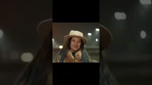 Киргизская дочь Нурчолпон. Очень  красивая песня "История любви''