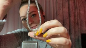 ASMR | АСМР Жую жвачку, показываю украшения, звуки рта | Gum chewing, mouth sounds, accessories