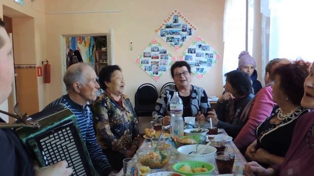 Андрей Чешуин и вокальная группа ДК с Синда Варенички Украинская смотреть онлайн