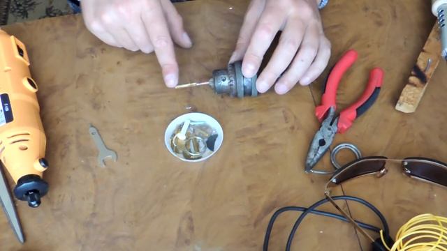 Комбайн Снасть для Зимней Рыбалки с Четырёх Лунок Сразу.