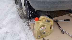 Инструмент, который нужен для замены масла в двигателе Cummins 2.8 Газель Некст.