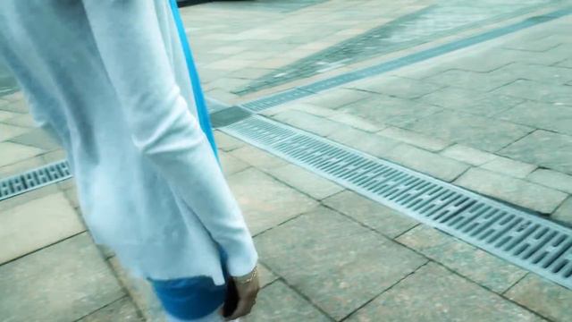 клип PARTYзанка U.V.A.O! - Love Future. рэп лирика. девушка читает смотреть онлайн