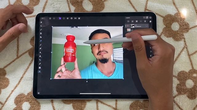 Put Text Behind Objects in Affinity Photo for iPad (or Photoshop!) смотреть онлайн