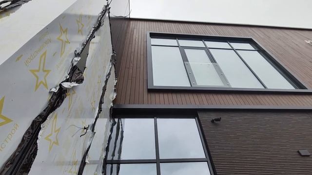 Ремонт фасада дома 1000 кв.м. Фиброцемент, термодерево, алюмокомпозит