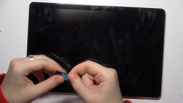 Samsung Galaxy Tab A9+ | Как в устройство Samsung Galaxy Tab A9+  вставить карту памяти