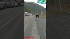 На границе Грузии так: 10-часовая пробка из желающих уехать из России