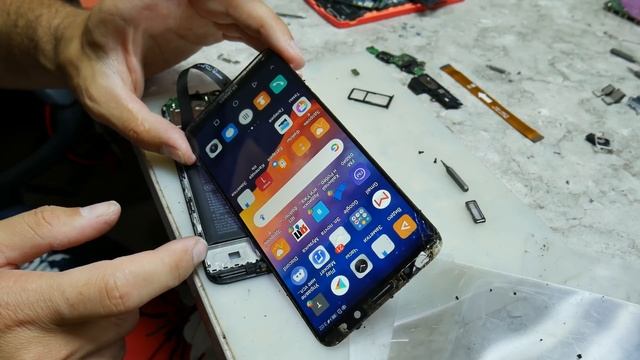 HUAWEI MATE 10 LITE - Замена стекла лазером. Чуть не облажался. смотреть онлайн