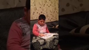 Капризный  Ребенок делает уроки!!!