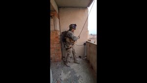 Штурм здания через окна в страйкболе??? Чтооооооо???