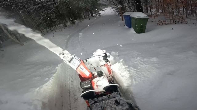 S2E3 - Heavy snow clearing - Honda HS 928 POV (4K) смотреть онлайн