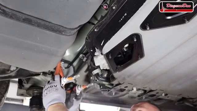 hybrid not charging Mitsubishi Outlander model year 2014 plug-in hybrid 07-06-2022 смотреть онлайн