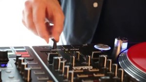 Serato DJ Akai Pro AMX Djmania.es