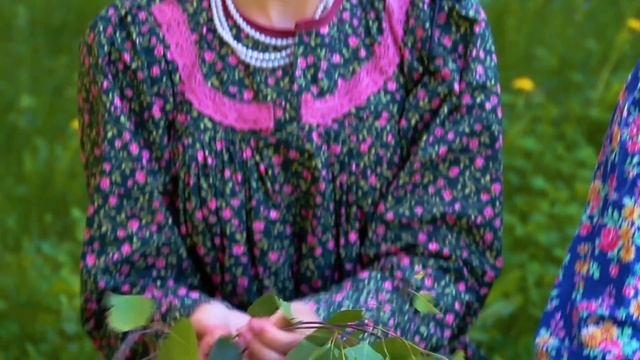 БАБИЙ КУТ | плетем ВЕНОК на Троицу смотреть онлайн