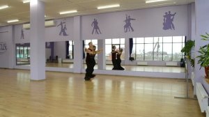 Правый спин поворот