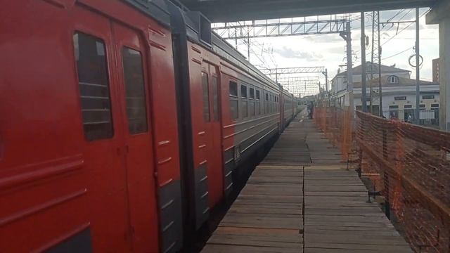 Электропоезд ЭД4М-0366 с сообщением Электрогорск-Павловский-Посад. смотреть онлайн