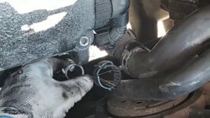 ремонт на дороге патрубка охлаждения. Т 5