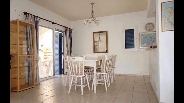 Хороший 3-спальный отдельный дом в 600м от мор... смотреть онлайн