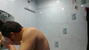 Как промыть нос соленым раствором.