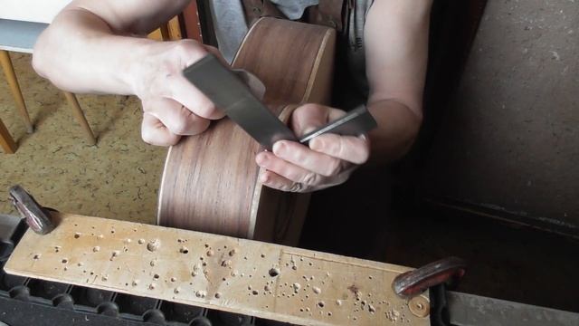 Обработка обечаек циклей и шкуркой в угольник(видео №895). смотреть онлайн