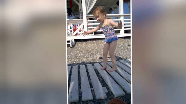 Лазаревское. Отдыхаем на пляже. Отдых в отпуск. Обзор. Vlog смотреть онлайн