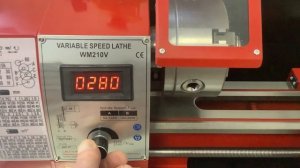 Настольный токарный станок по металлу WM210V400