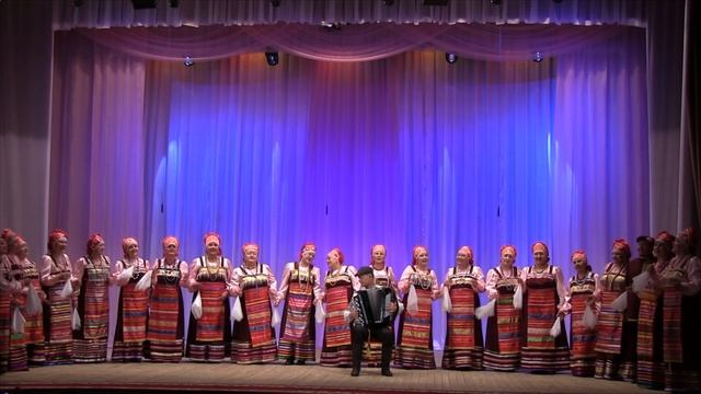 «Песни родной земли»-Народный хор русской песни «Криница»-«Стоит верба со ветлой».