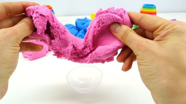 Лепка для детей - Лепим из кинетического пластилина - Видео для маленьких смотреть онлайн