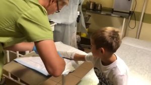 Так накладывают гипс✊🏻