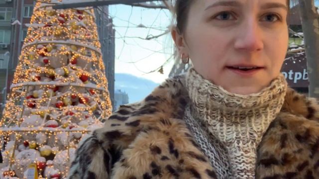 НОВОГОДНИЕ КАНИКУЛЫ: Выставка Gattinoni в Киеве, Матрица 4, балет Щелкунчик и главные елки страны