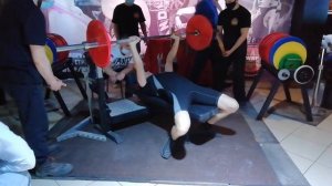 Народный жим 75 кг на ?