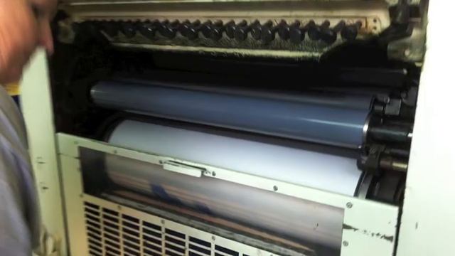 Jak se rodí ivolia krabička na LED žárovku смотреть онлайн