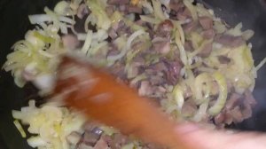 Подлива по домашнему из свиного сердца с луком